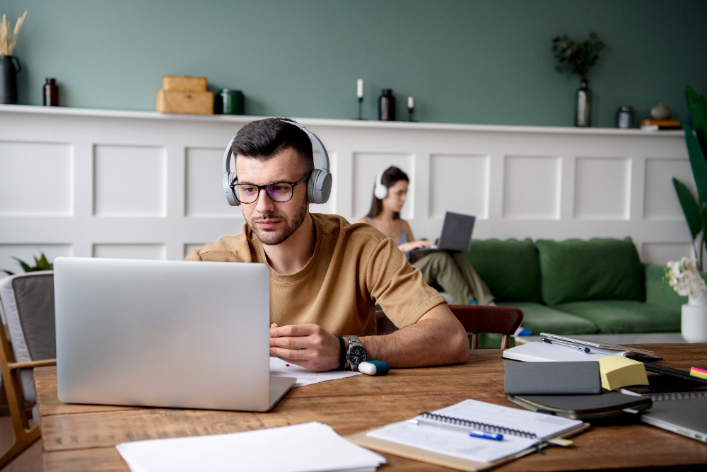top online MBA colleges in India
